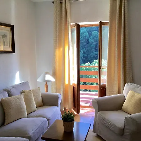 Apartment Y Sebrango Espinama